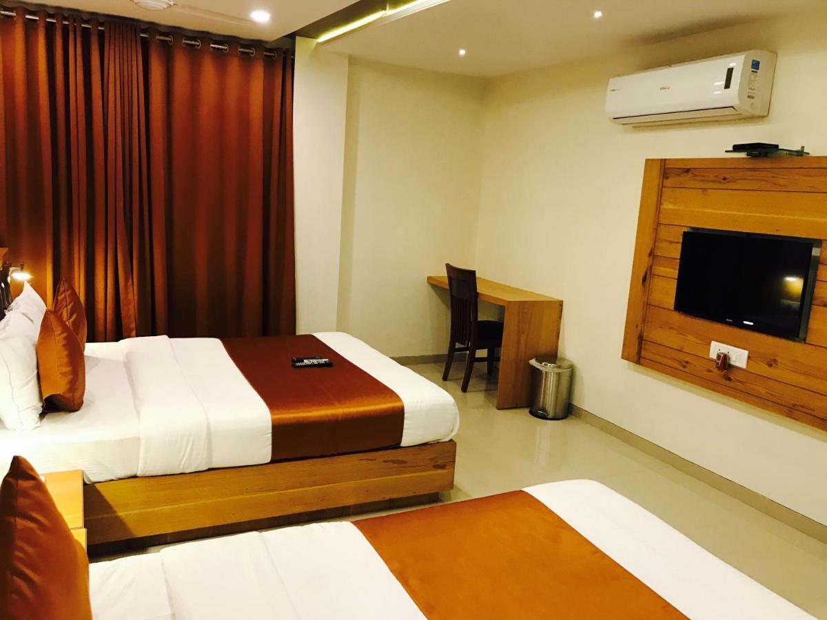 Hotel Grandeur-Near Mumbai International Airport Ngoại thất bức ảnh