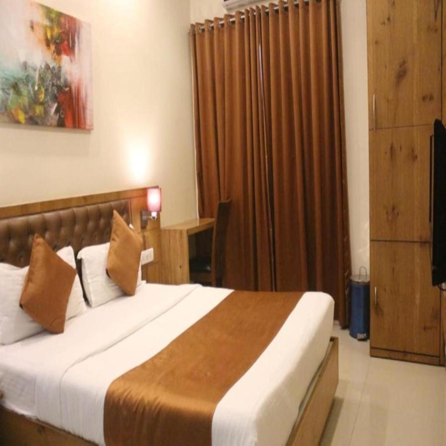 Hotel Grandeur-Near Mumbai International Airport Ngoại thất bức ảnh